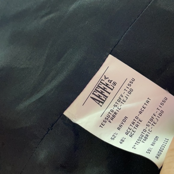 Moschino Cheap and Chip Black Velvet Tassel Top - Picture 14 of 15